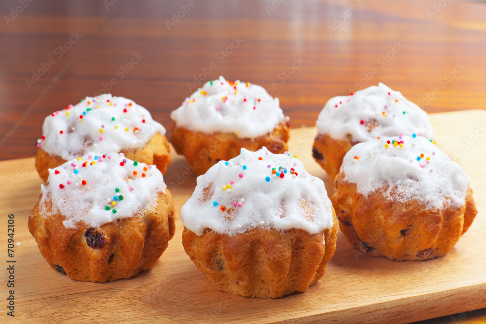 Baking cupcakes with raisins Baking cupcakes with raisins