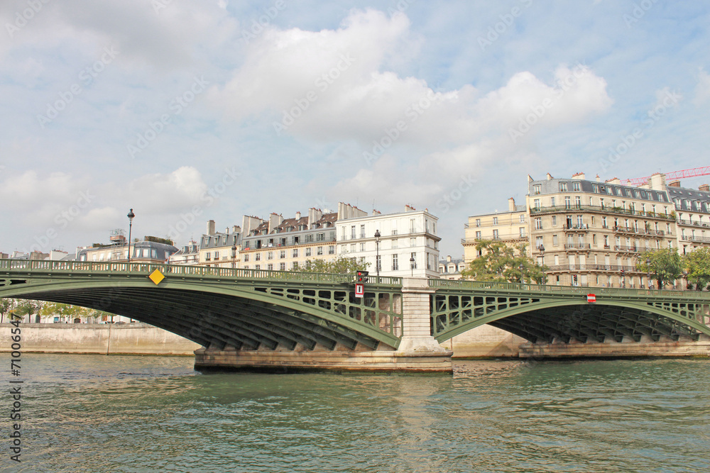Paris pont Henri IV
