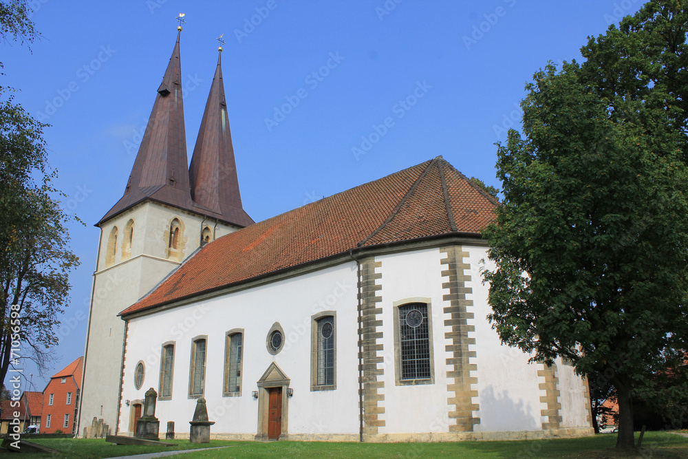 Hohenhameln: Ev. St.-Laurentius-Kirche (Niedersachsen)