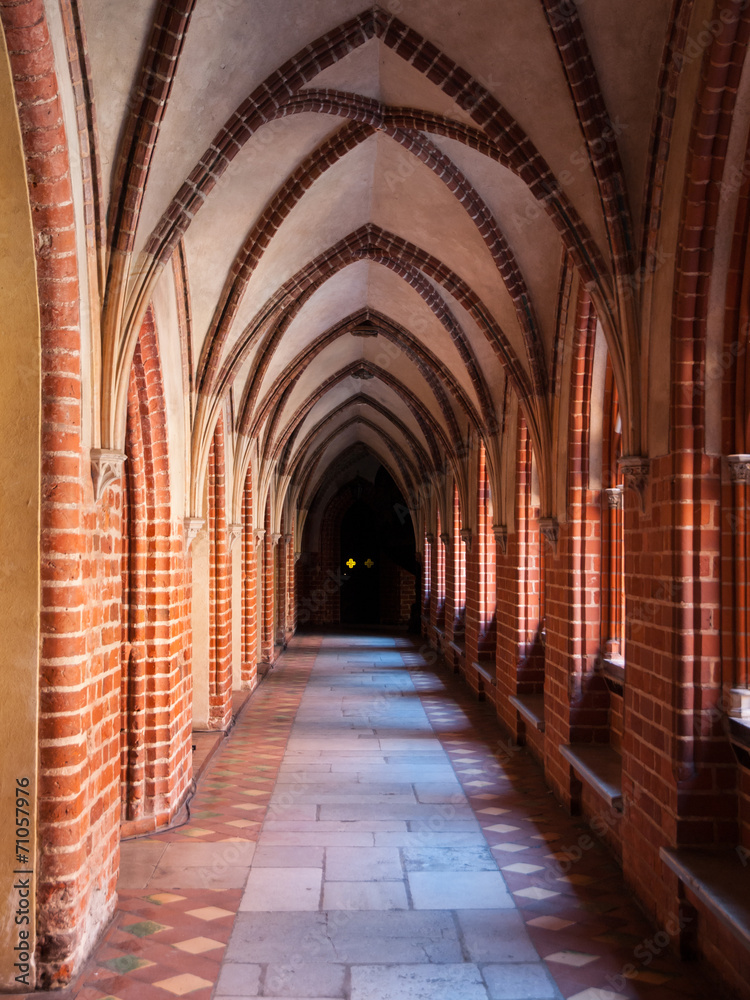 Fototapeta premium Arched cloister