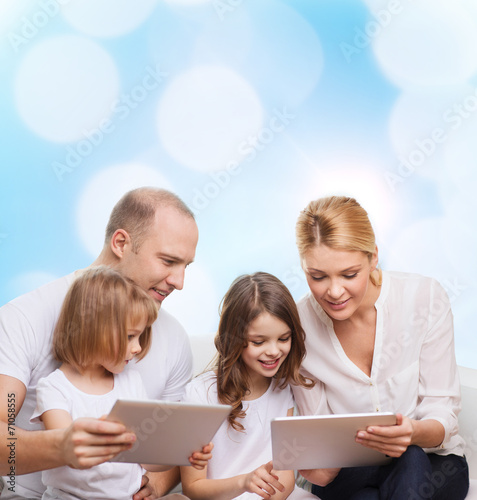 happy family with tablet pc computers © Syda Productions