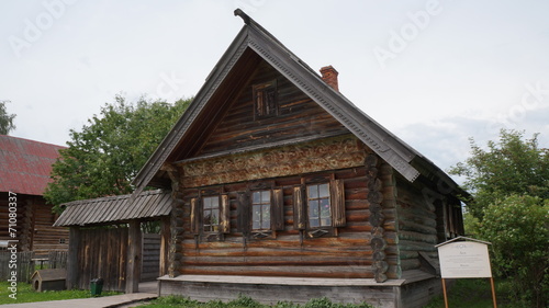 Изба-дом российского крестьянина © zhmn