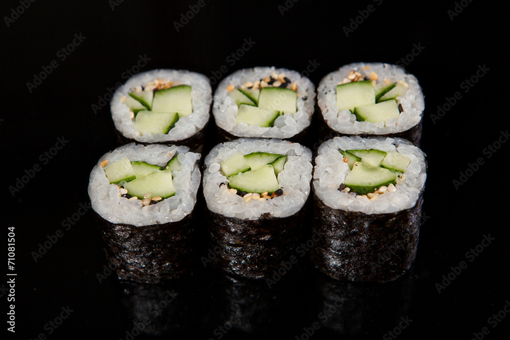 Sushi roll Sushi roll