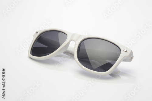 Gafas de sol de color blanco