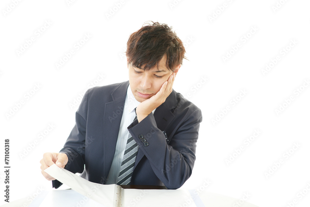 疲れた表情のビジネスマン 疲れた表情のビジネスマン