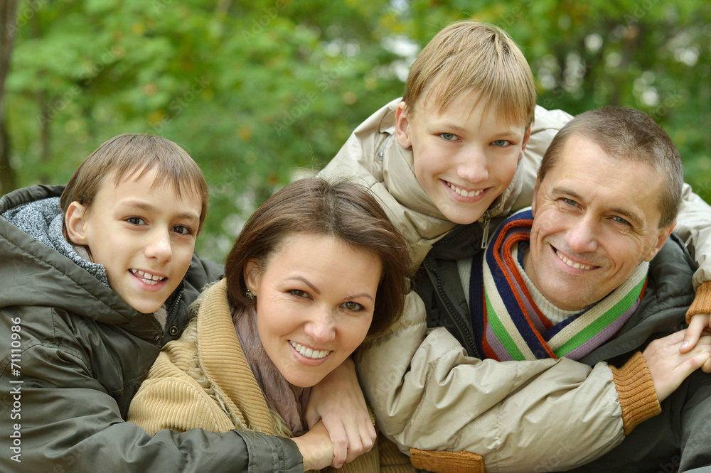 Fototapeta premium Happy smiling family