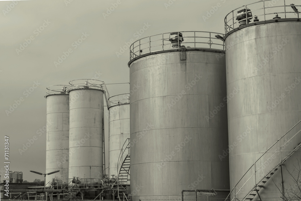 Oil Tanks Oil Tanks