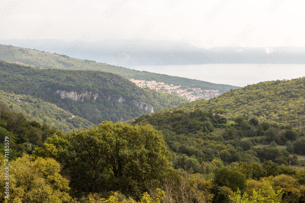 Vue vers la mer depuis le village de Labin