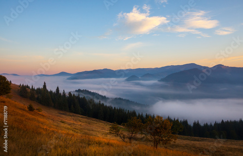 Majestic sunset in the mountains landscape © Dmytro Kosmenko
