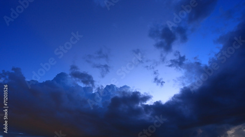 Fototapeta Naklejka Na Ścianę i Meble -  night sky with cloud background
