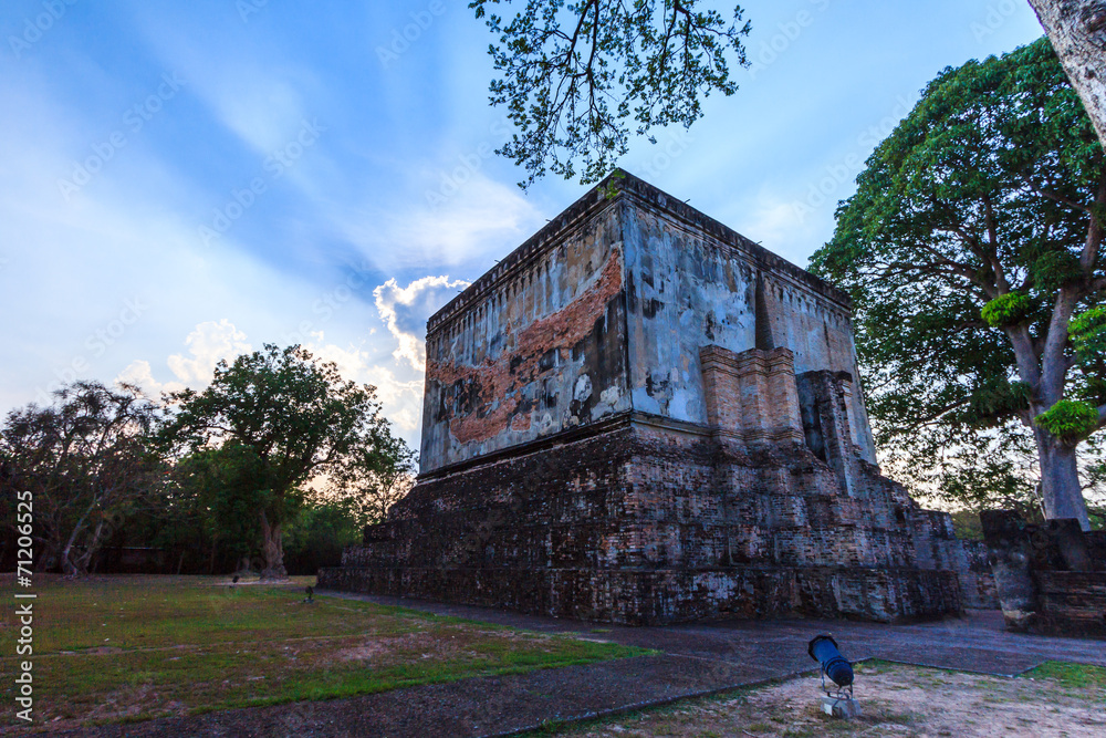 Sukhothai historical park: the old town of Thailand in 800 years Sukhothai historical park: the old town of Thailand in 800 years