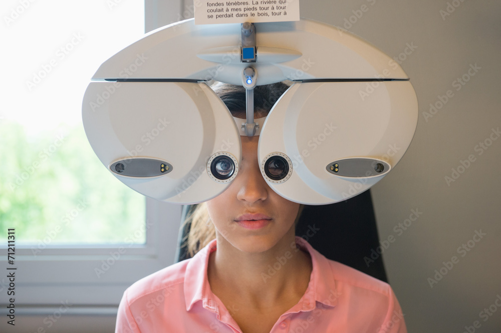 © onoky - Woman undergoing eye exam © onoky - Woman undergoing eye exam