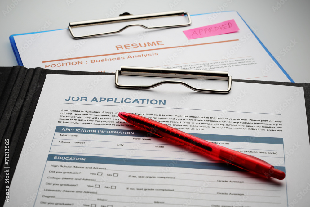 Apply for new job by Application and Resume Document Apply for new job by Application and Resume Document