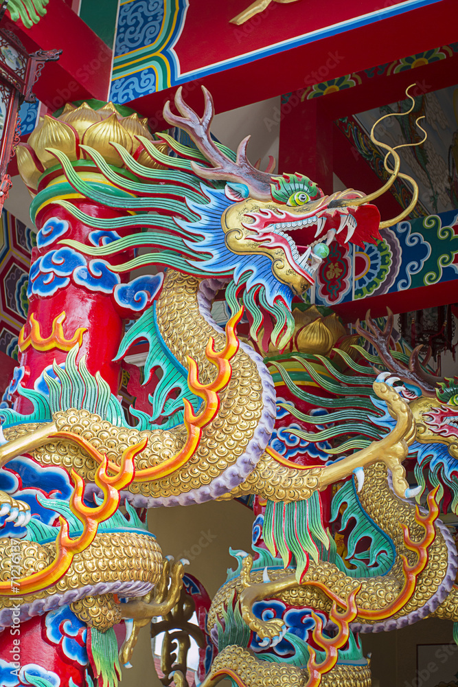 Dragon statue Dragon statue