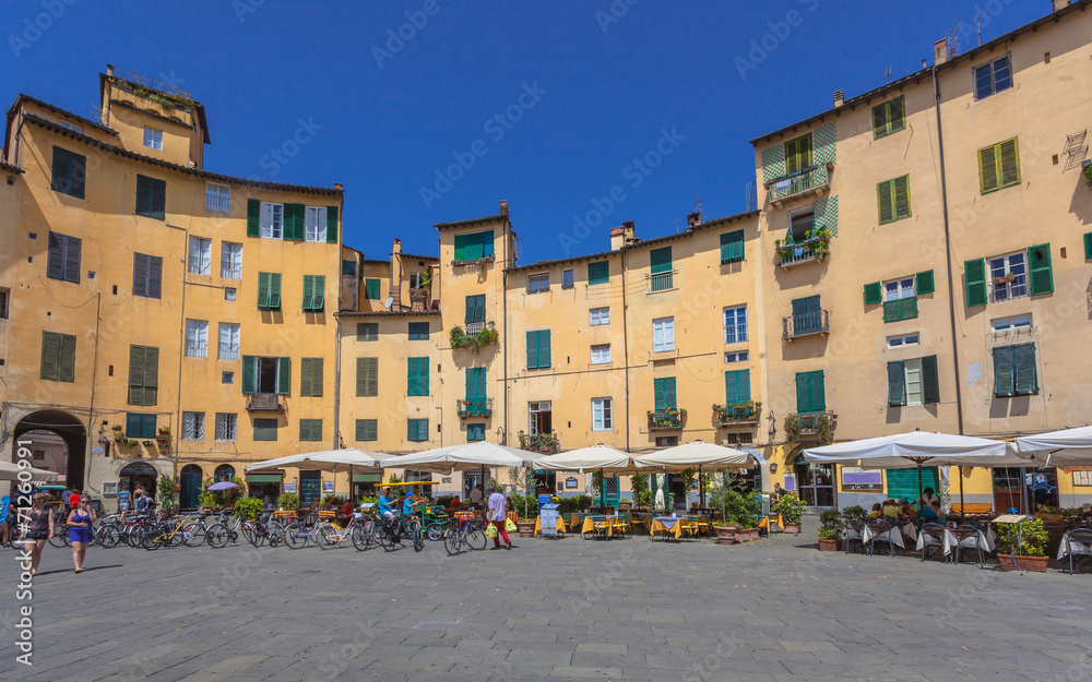 Oval City Square in Lucca
