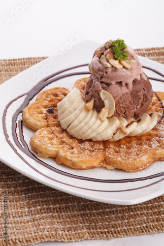 Banana waffle serve with chocolate