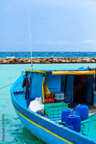 Rest in Paradise - Malediven - Fischerboot und Meer