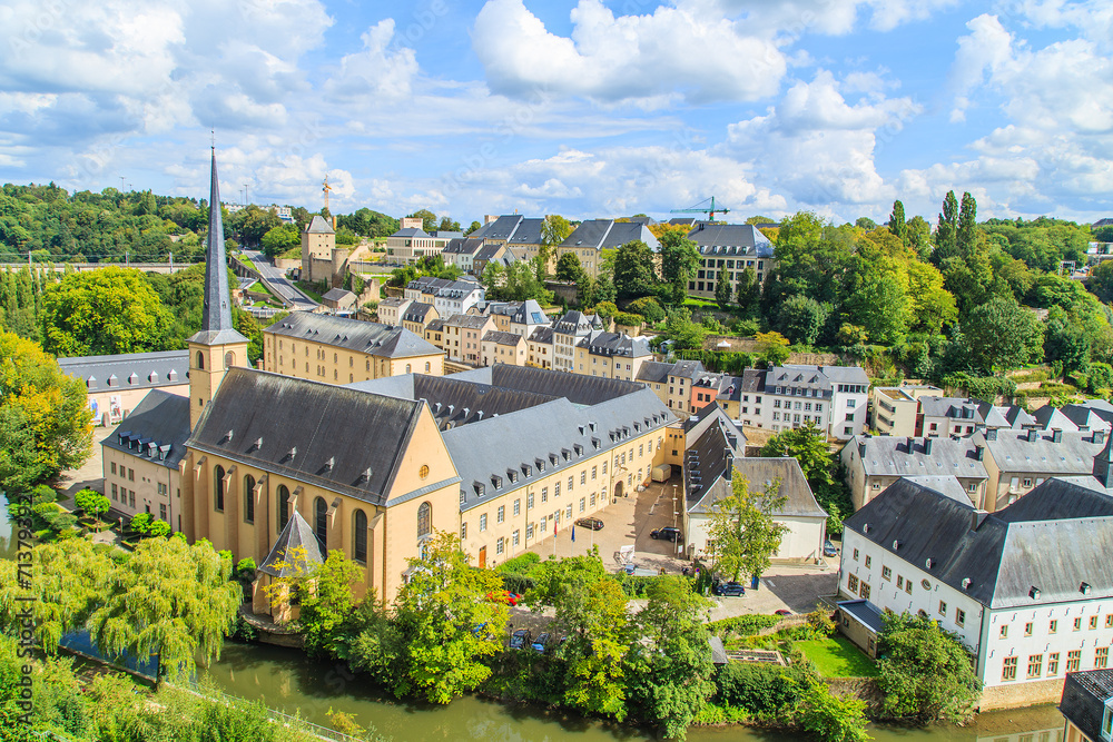 Fototapeta premium Widok na budynki Luksemburga