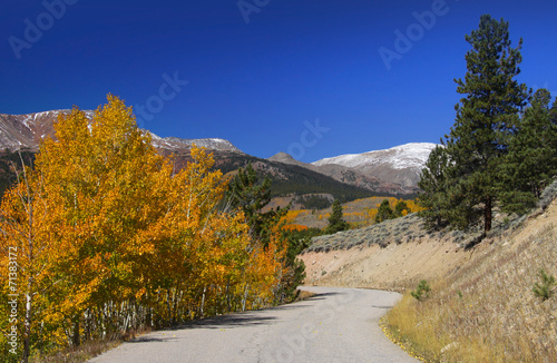 Scenic mountain road in Colorado near Twin lakes