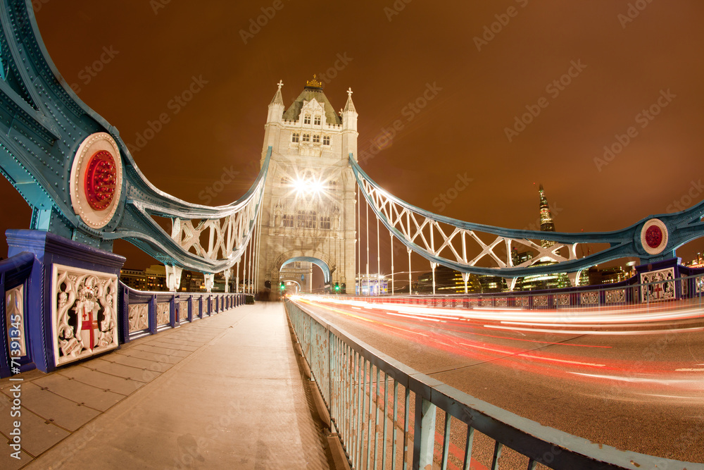 Obraz premium Tower Bridge at Night