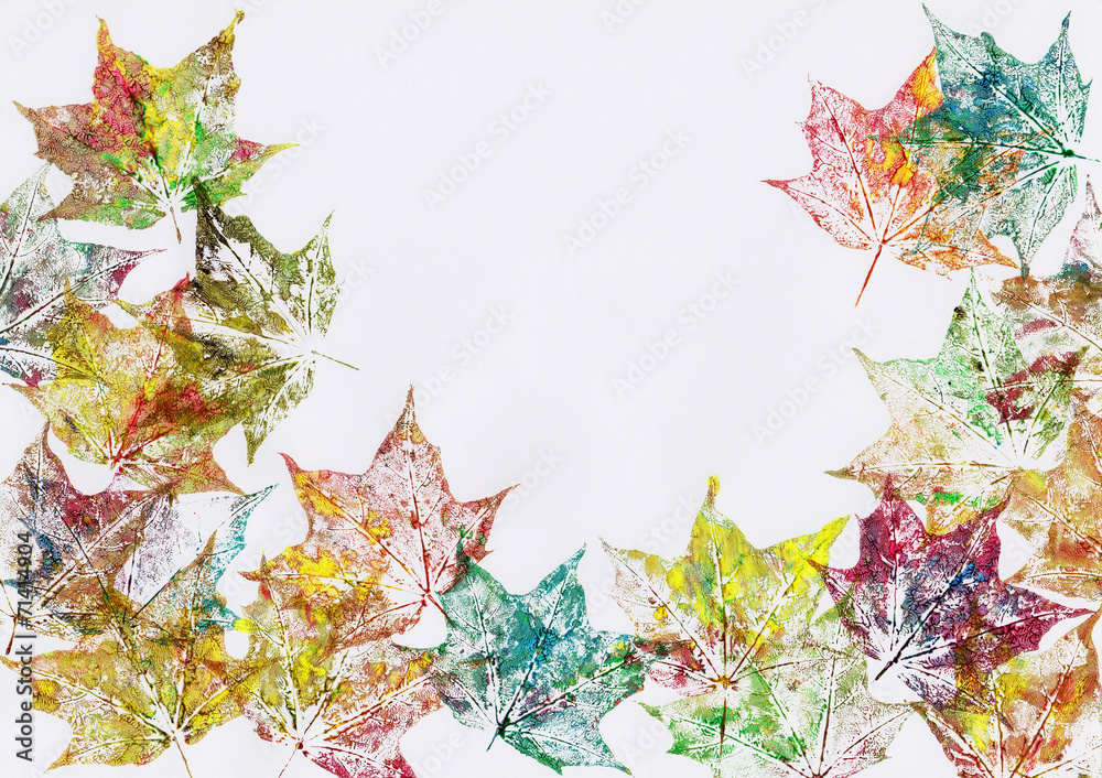 Naklejka premium Herbstliche Blätter Rahmen gezeichnet auf Papier