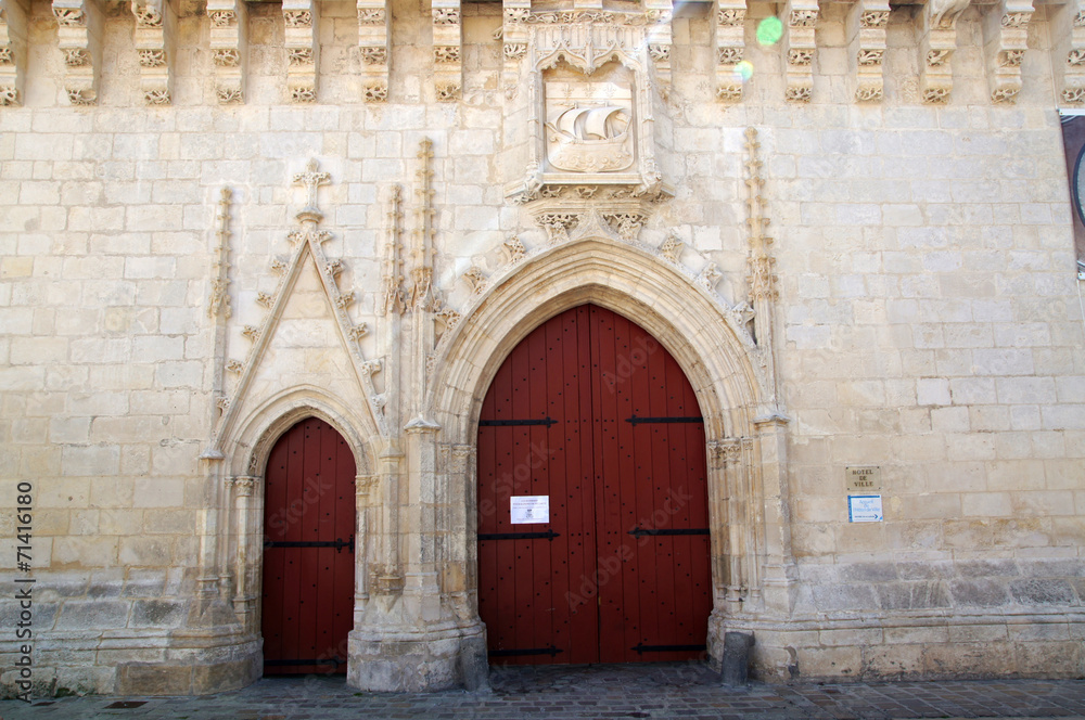 Portes de l'hôtel de ville de La Rochelle