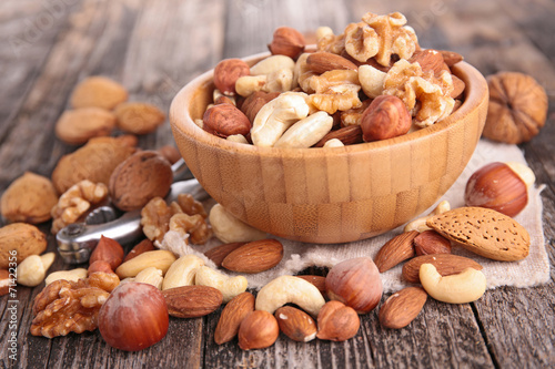 mix nuts