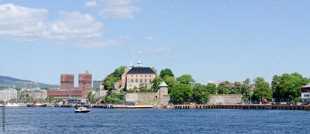 Obraz premium View on Oslo Fjord harbor and Akershus Fortress