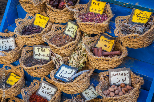 Obraz na płótnie Herbs and spices on market,Tunis w salonie