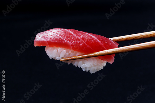 寿司　まぐろ　Sushi tuna