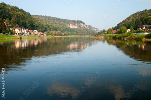 Flusslandschaft in der Sächsischen Schweiz