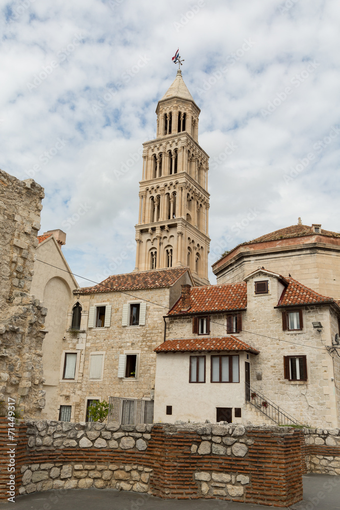 Vieille ville de Split et campanile