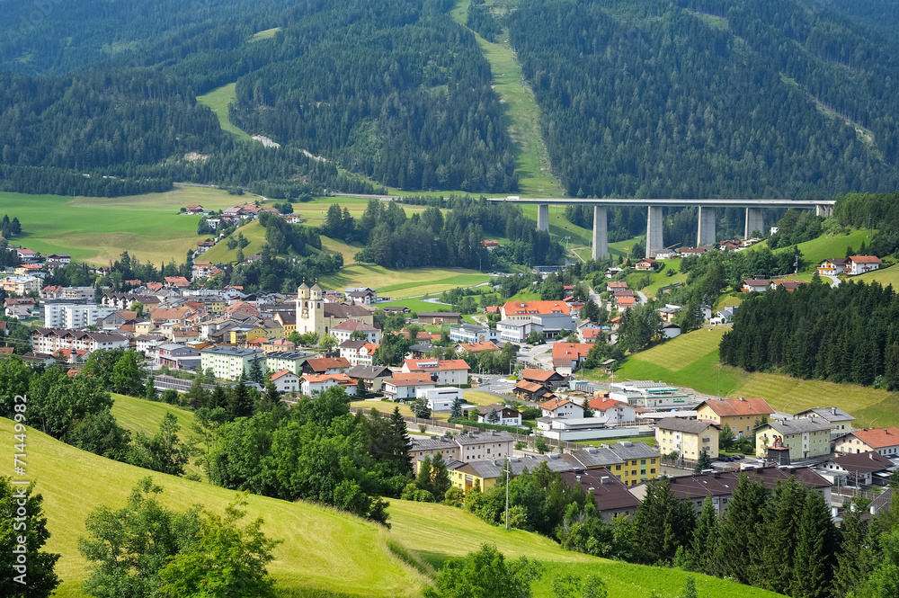 Gemeinde Steinach am Brenner mit Autobahn