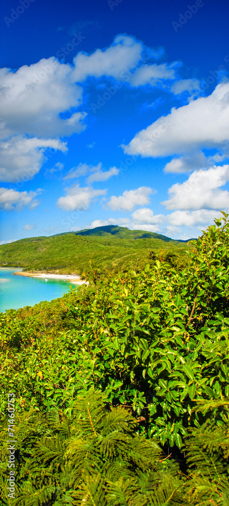 Obraz premium Stunning colors of Whitsundays Archipelago, Australia. Mountains