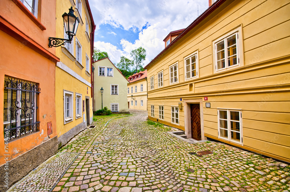 Obraz premium Narrow street in old town