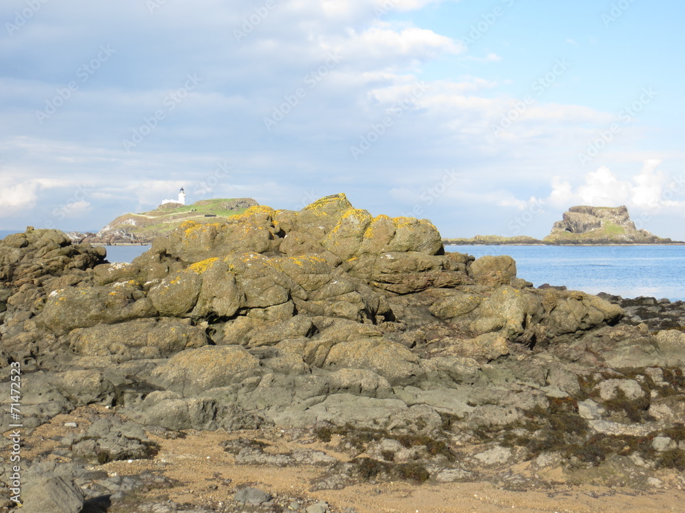 Rocks on Yellowcraig beach