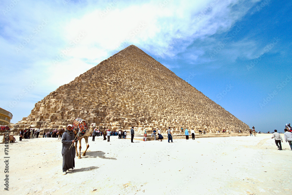 Aegypten, Giseh, Cheopspyramide StockFoto Adobe Stock