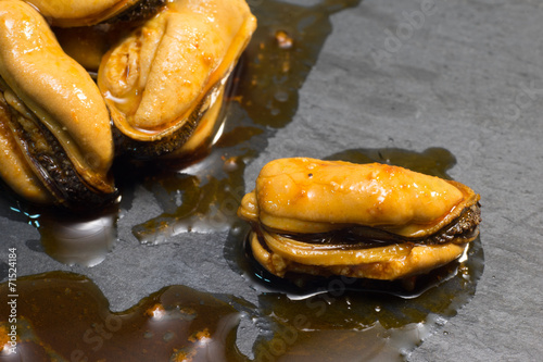Canvas-taulu pickled mussels