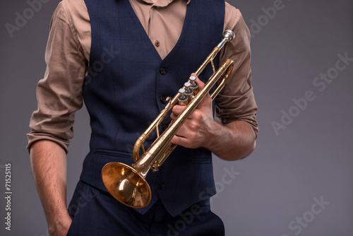 Canvas Print Handsome young jazz man