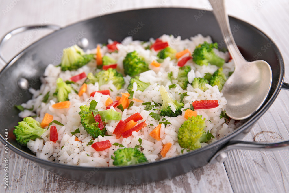 rice cooked with vegetables rice cooked with vegetables
