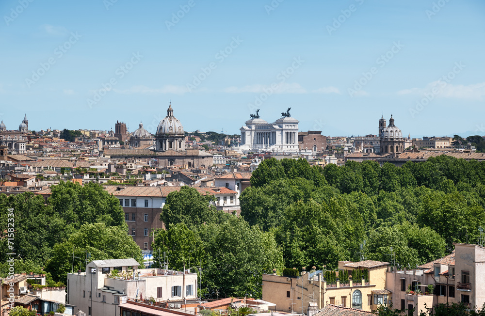 Rome Skyline, Vittorio Emanuele Monument is visible.