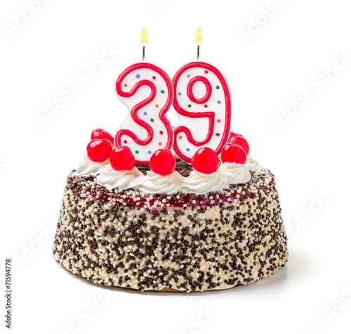 Geburtstagstorte mit brennender Kerze Nummer 39