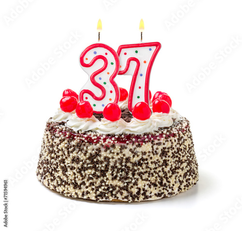 Geburtstagstorte mit brennender Kerze Nummer 37