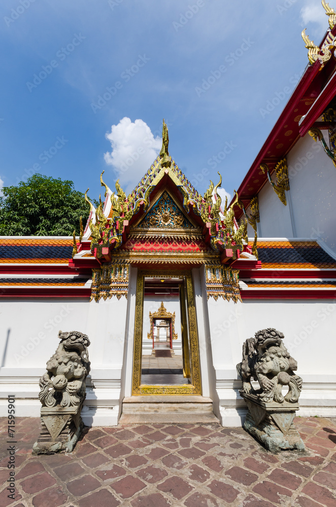 Wat Pho, Alignment door, Bangkok, Thailand