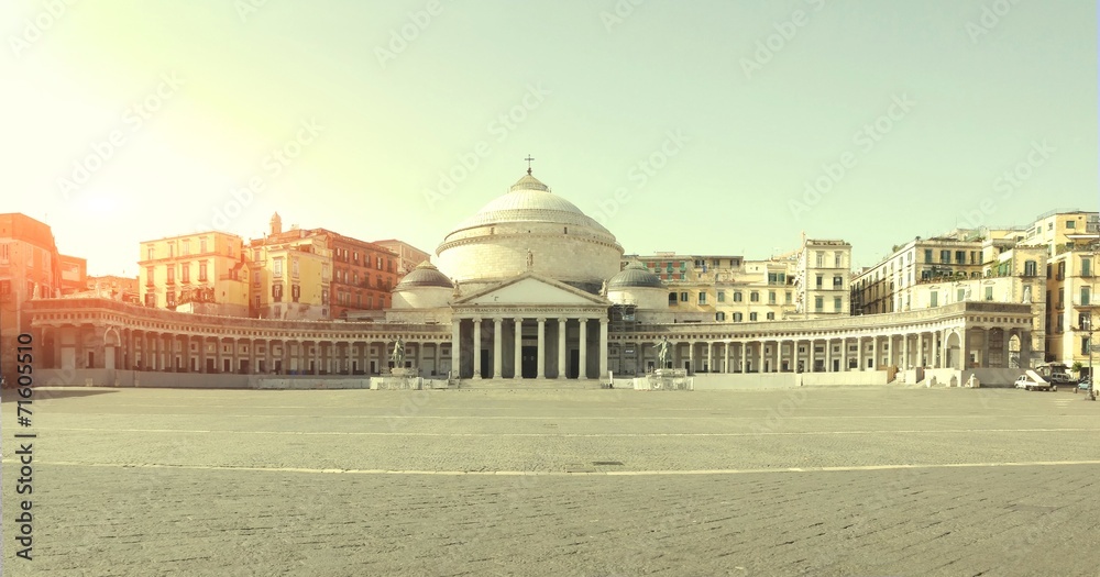 Piazza del Plebiscito di Napoli