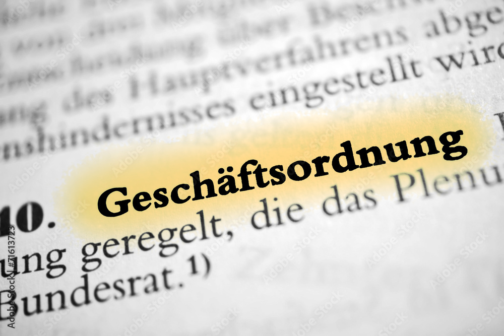 Geschäftsordnung - pastell gelb markierter Text Geschäftsordnung - pastell gelb markierter Text