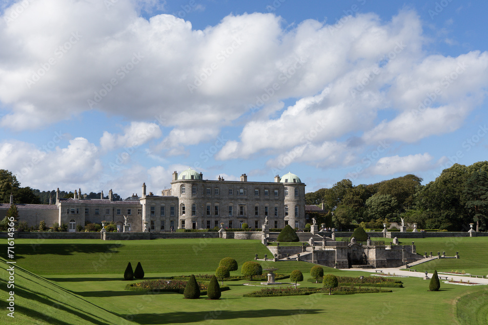 Obraz premium Powerscourt Gardens, Wicklow
