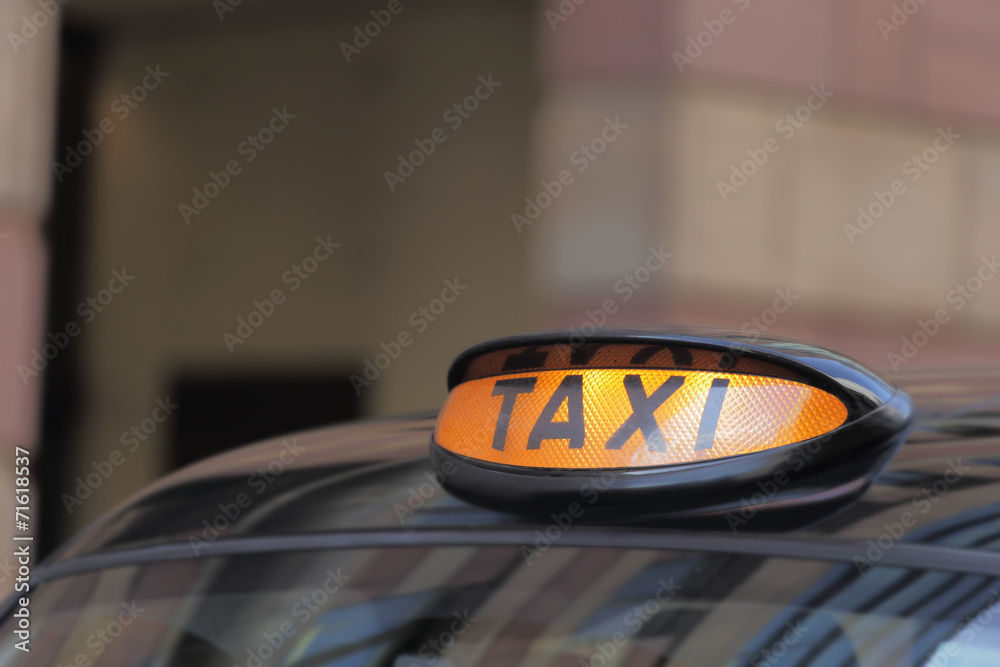 Fototapeta premium Taxi car in London