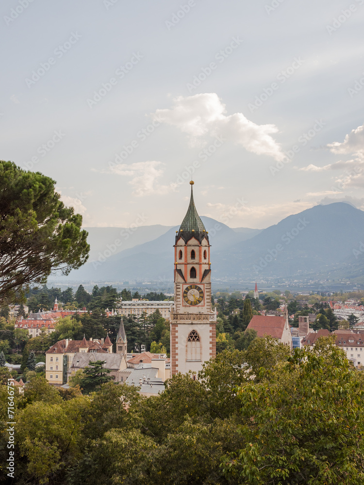 Meran, Altstadt, Pfarrkirche, Stadtrundgang, Südtirol, Italien