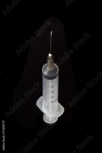 Syringe with needle